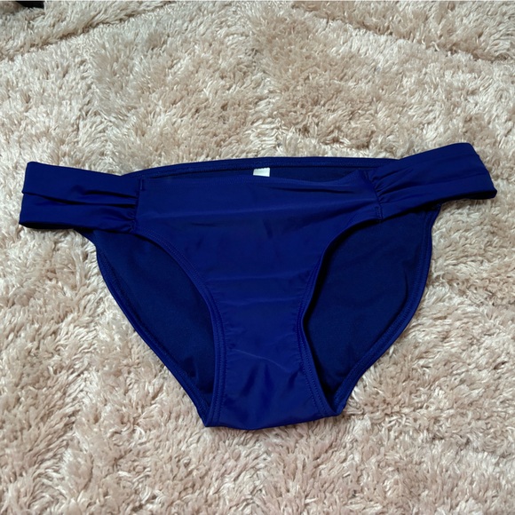 LaVie En Rose bikini bottoms size medium - Picture 1 of 3
